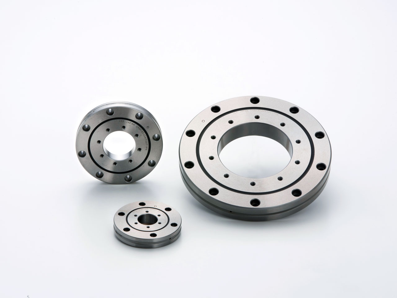 Mounting Holed Type High Rigidity Crossed Roller Bearing V